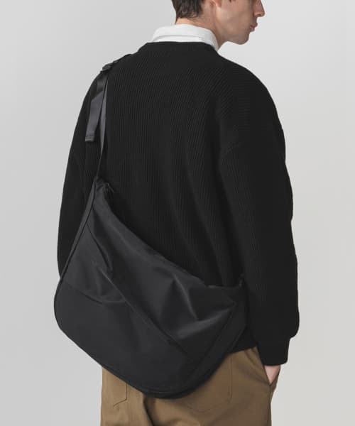 Peer Messenger Bag (Black)
