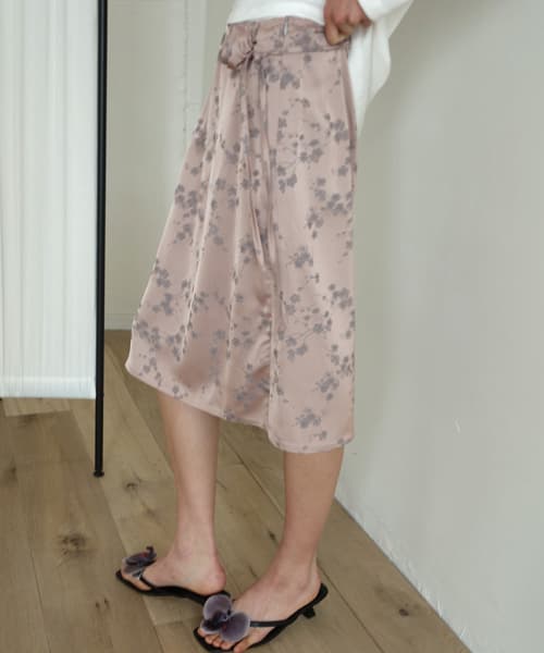 ROWE Flower Corsage Satin Skirts_DRYROSE