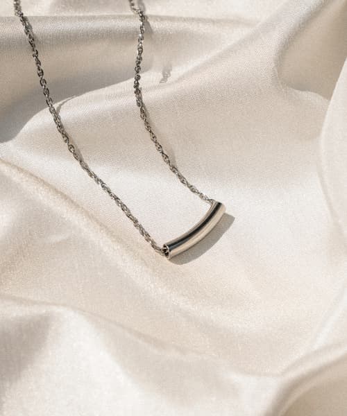 Curve Necklace #1