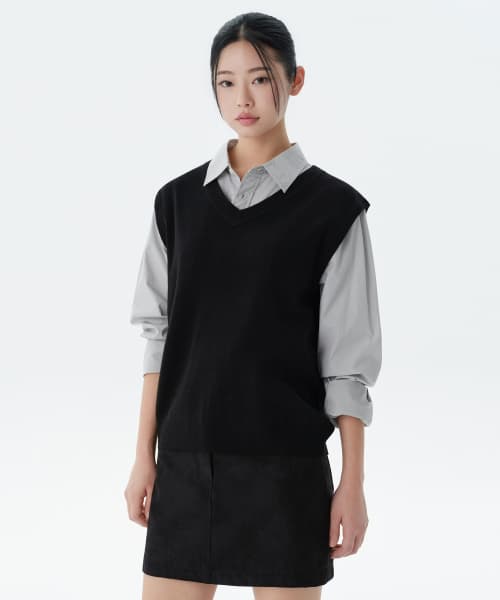 WOMENS LAMBSWOOL KNIT VEST [BLACK]