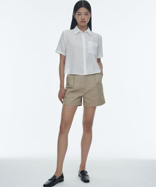 Women's Two-Tuck Wide Chino Shorts [Beige]