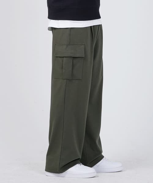 [Summer or fleece or all-season fabric selection] One-pleat wide sweat cargo pants khaki