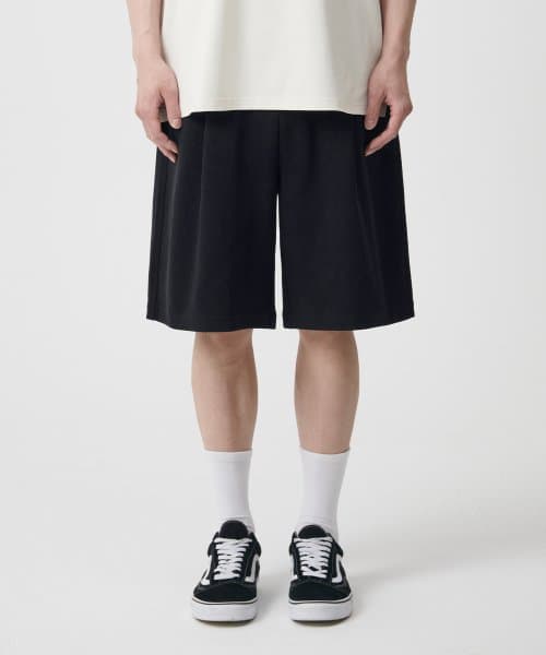 Double Knit One Pleat Wide Sweat Shorts [Black]