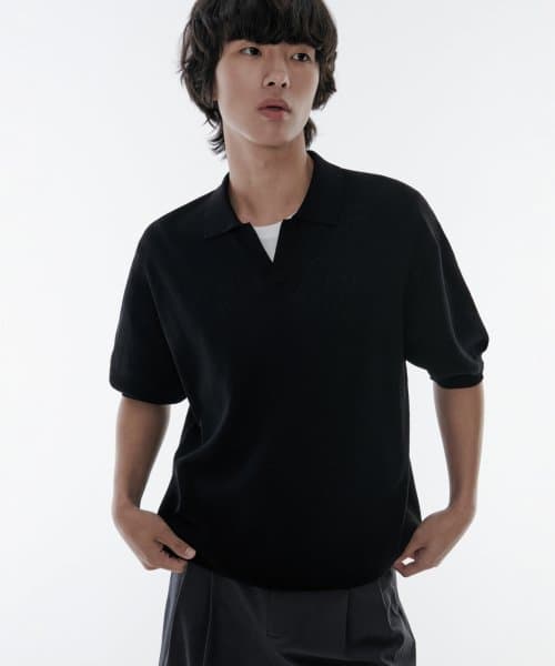 Cool Touch Slit Neck Knitted Polo Shirt [Black]