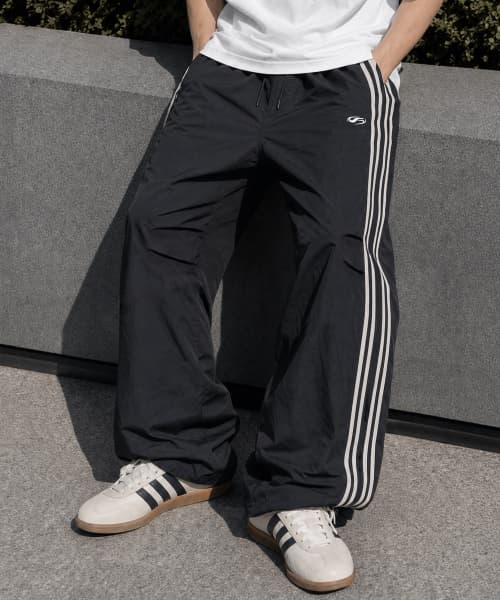 Nylon Double-Pleat Track Pants - Black