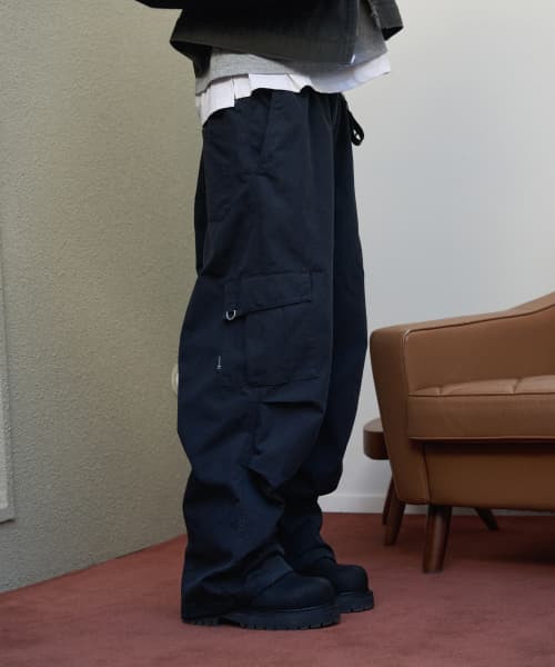 Parachute Wide Cargo Pants [COTTON BLACK]