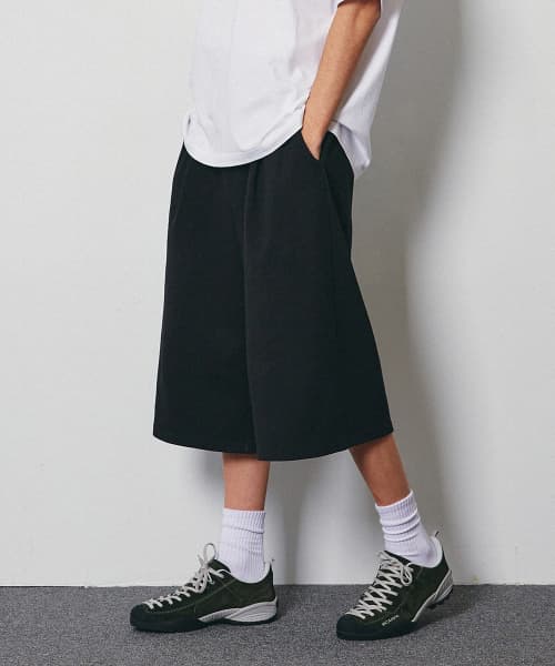 One-tuck 8-length sweat bermuda pants black