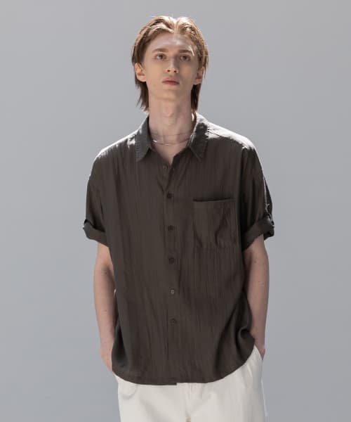 Wrinkle Texture Short Sleeve Roll-Up Shirt [Charcoal]
