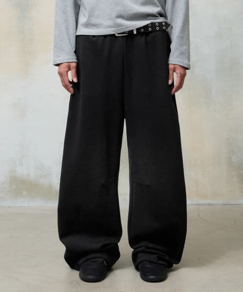 Belt Loop Rivet Sweatpants [Black]