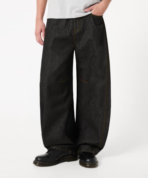 [Non-Fade] Curved Low-Dart Denim Pants_Black