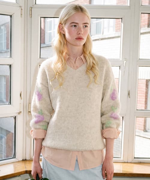 Floral Jacquard Knit Pullover (Ivory)