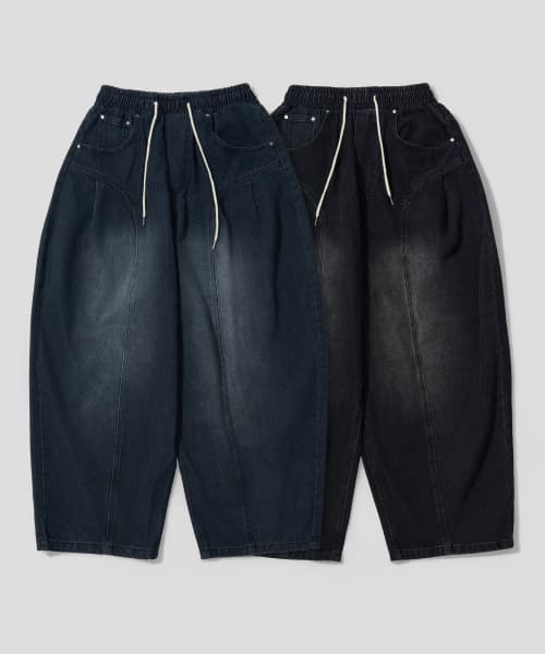 Curved Wide Banding Denim Pants