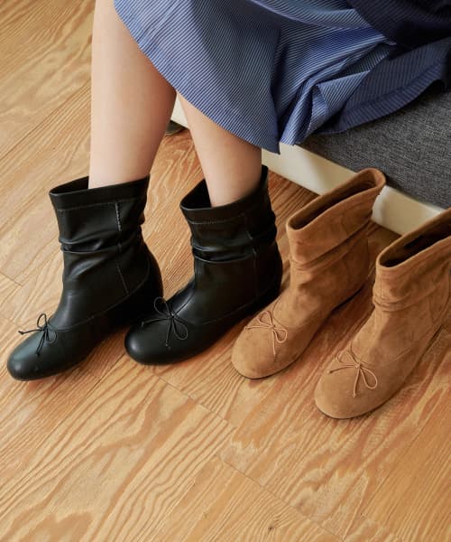 Flat-Wearing Wedge Warmer Boots EBAL165526